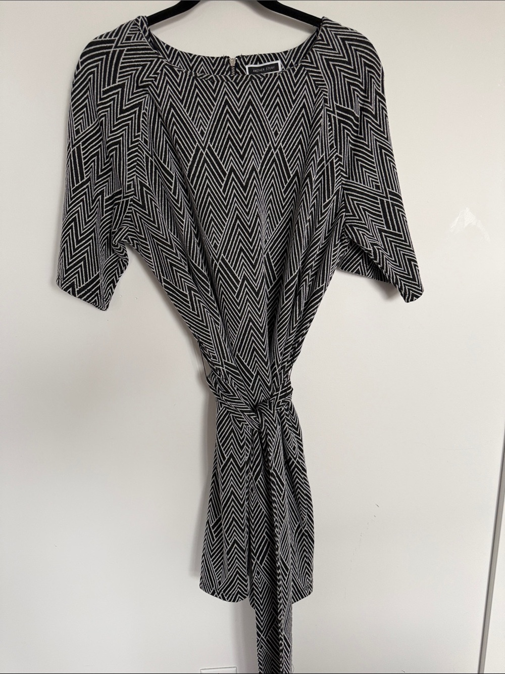 Another Story NWT Black White Geometric Tie Waist Dress Size XL